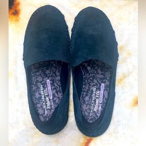 Sketchers Relaxed Suede Air-Cooled Memory Foam - sz 7.5